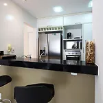 Apto a 2 min a pe da praia Copacabana NOVO